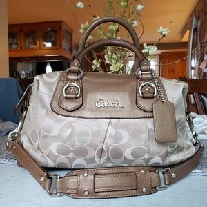 Authentic Coach Shoulder Bag Purse